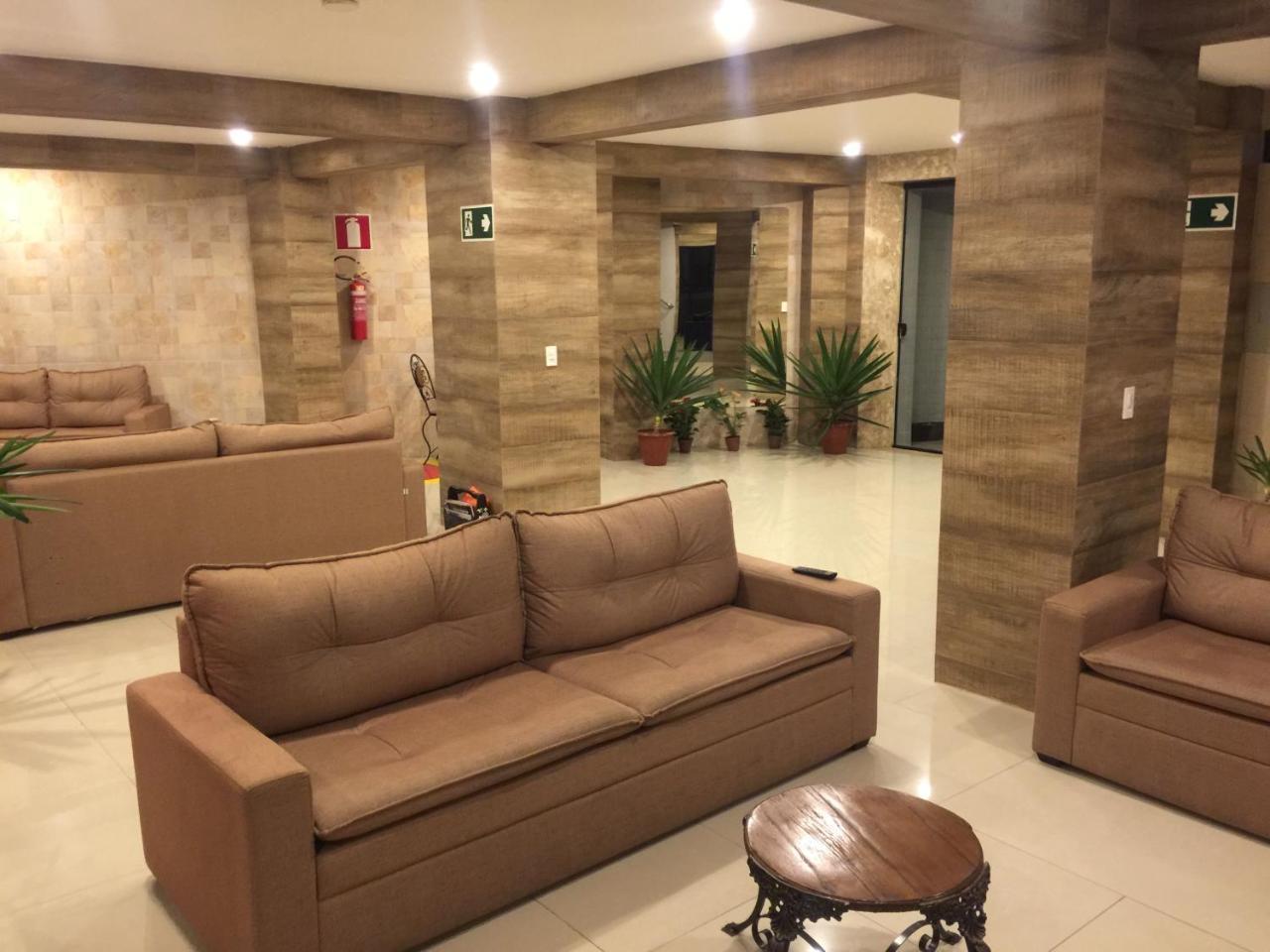 Village Plaza Hotel Barbacena Extérieur photo